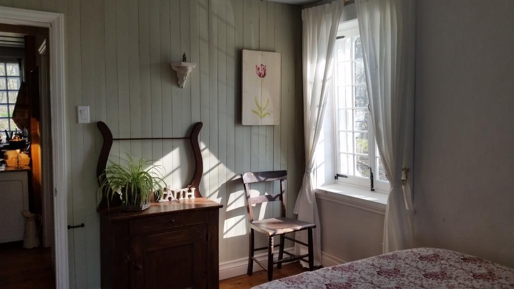 La Maison Ancestrale Guérard Saint-Laurent-de-l'ile d'Orleans Esterno foto