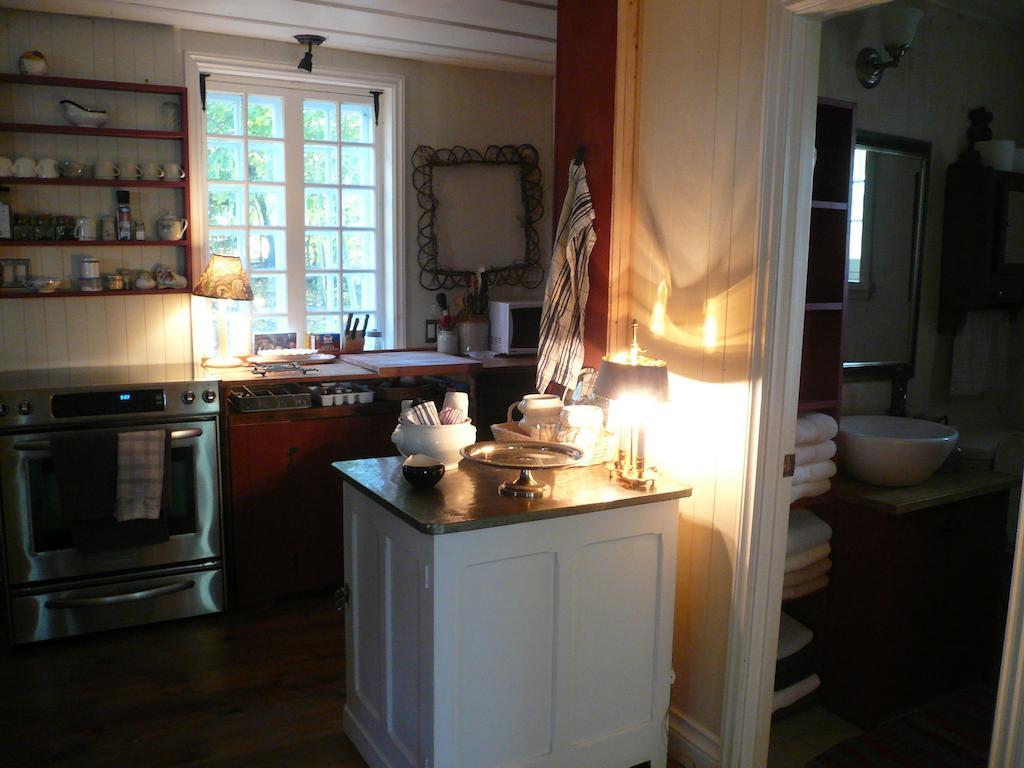 La Maison Ancestrale Guérard Saint-Laurent-de-l'ile d'Orleans Camera foto