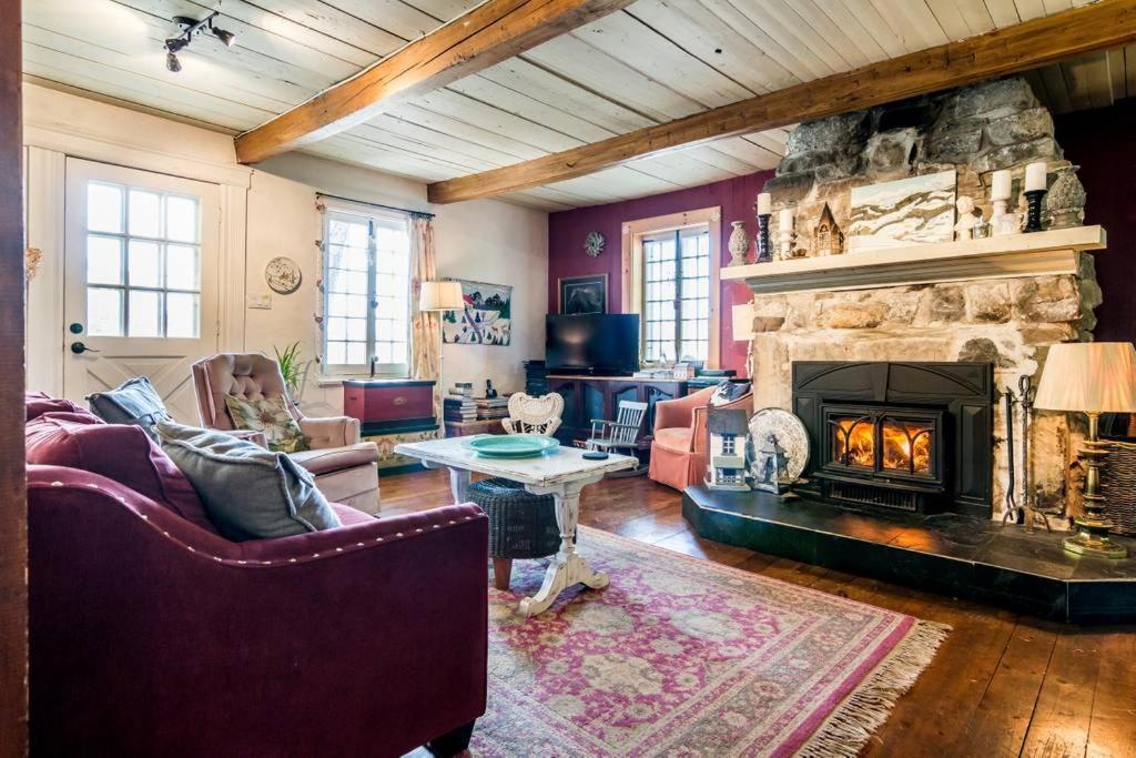 La Maison Ancestrale Guérard Saint-Laurent-de-l'ile d'Orleans Esterno foto
