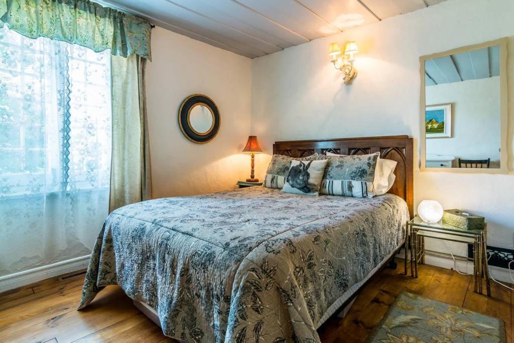 La Maison Ancestrale Guérard Saint-Laurent-de-l'ile d'Orleans Esterno foto