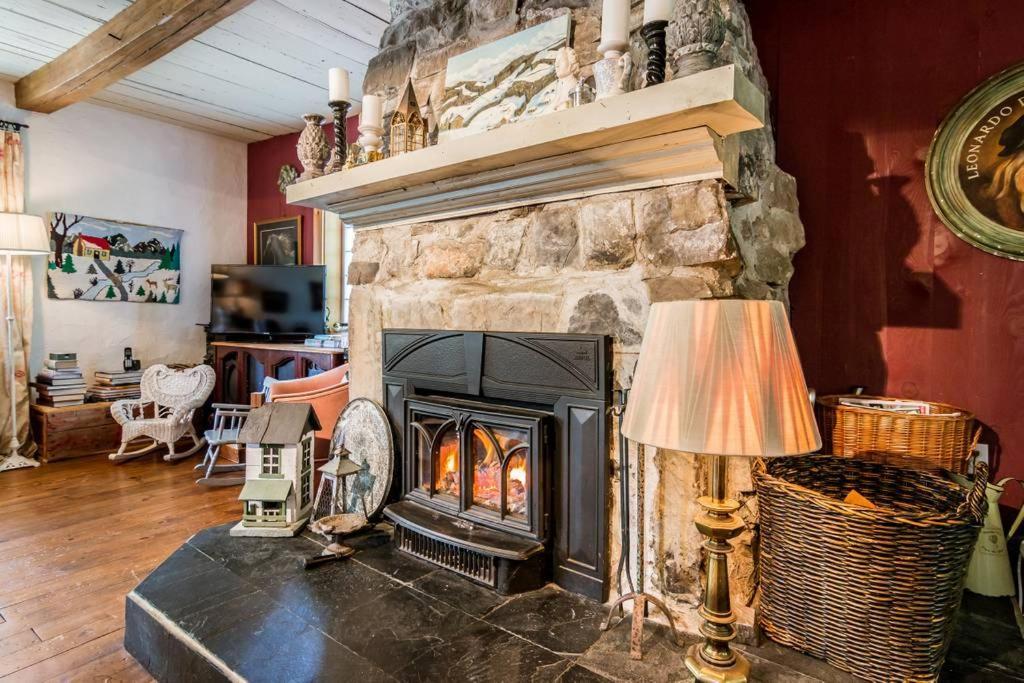 La Maison Ancestrale Guérard Saint-Laurent-de-l'ile d'Orleans Esterno foto
