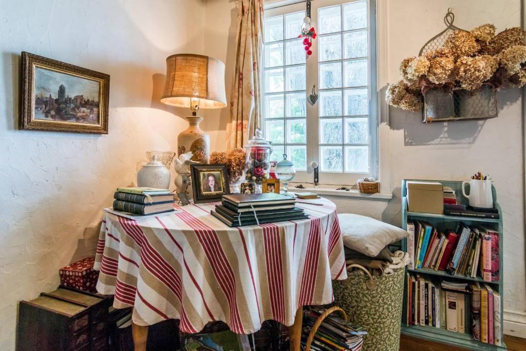 La Maison Ancestrale Guérard Saint-Laurent-de-l'ile d'Orleans Esterno foto